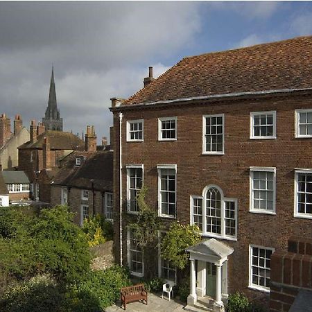 East Pallant Bed And Breakfast, Located In Large Georgian Townhouse In Central Chichester Bagian luar foto